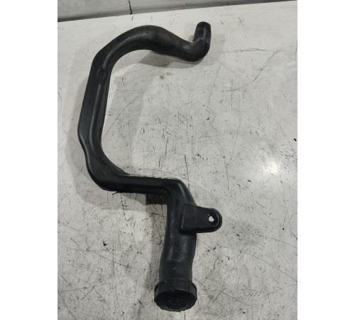 Горловина бачка омывателя