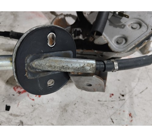 Педаль стояночного тормоза с тросом