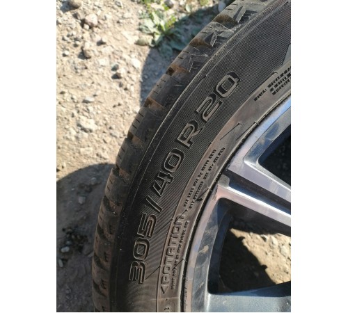 Колесо в сборе 275/45 R20