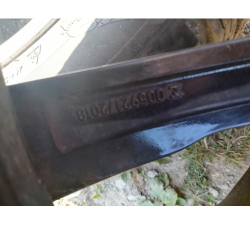 Колесо в сборе 275/45 R20