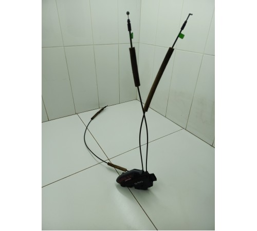 Замок двери задний левый