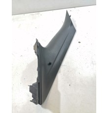 Обшивка задней стойки правая