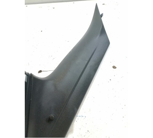 Обшивка задней стойки правая