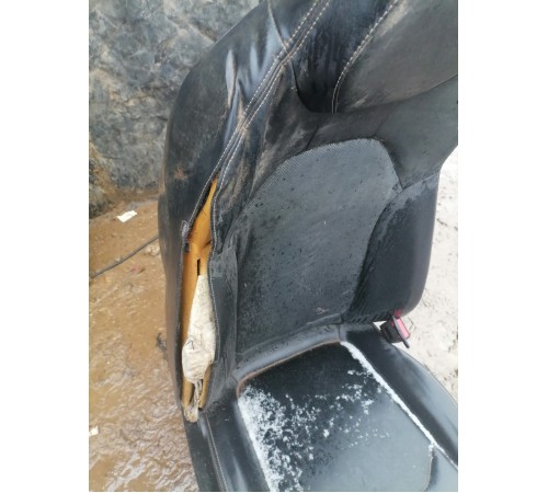 Сиденье переднее правое