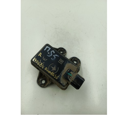 Датчик радар слепых зон задний правый дистроник