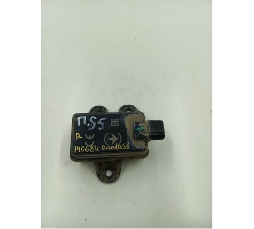 Датчик радар слепых зон задний правый дистроник