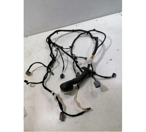 Электропроводка двери передняя левая