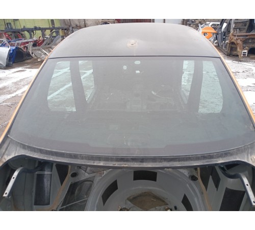 Стекло заднее