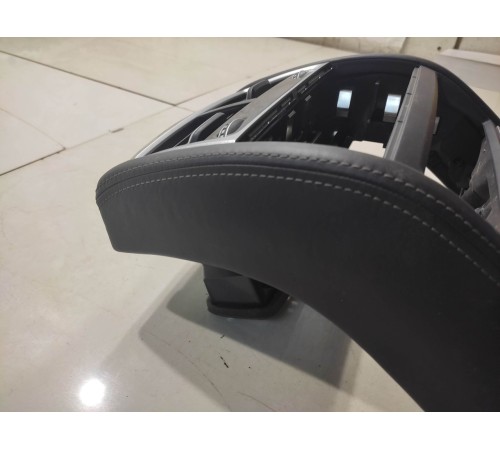 Накладка центральной консоли декоративная задняя