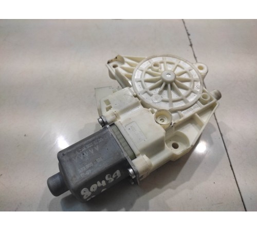 Моторчик стеклоподъемника(передний левый)