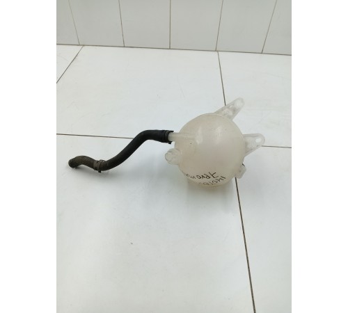 Бачок расширительный