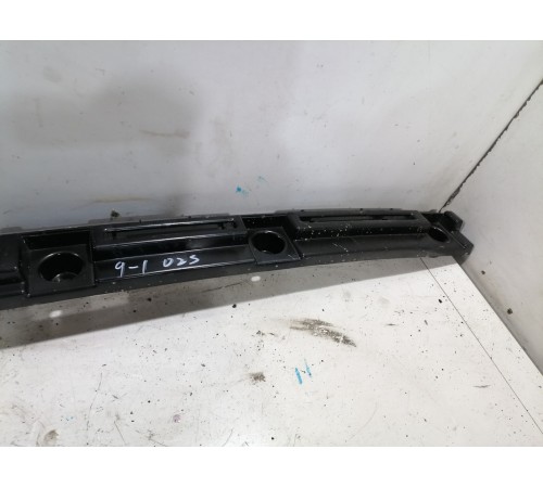 Кронштейн заднего бампера