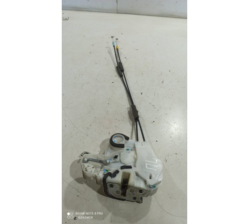 Замок двери (передний левый)