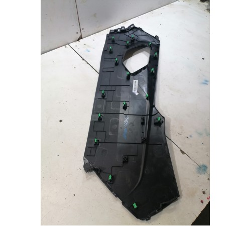 Накладка центральной консоли правая