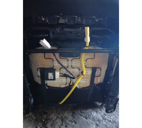 Сиденье переднее правое