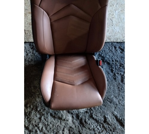 Сиденье переднее правое