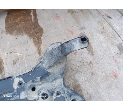 Балка подвески (подрамник) передняя