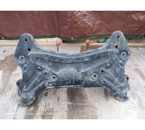 Балка подвески (подрамник) передняя