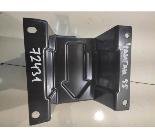 Кронштейн центральной консоли