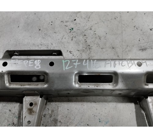 Усилитель переднего бампера