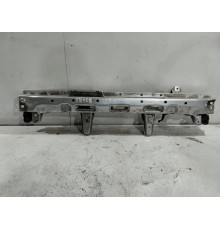 Усилитель переднего бампера