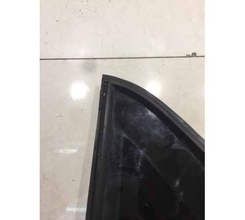 Стекло глухое(заднее,левое)