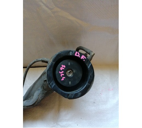 Горловина топливного бака