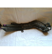 Горловина топливного бака