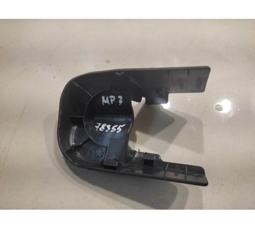 накладка крепления сиденья(правая)