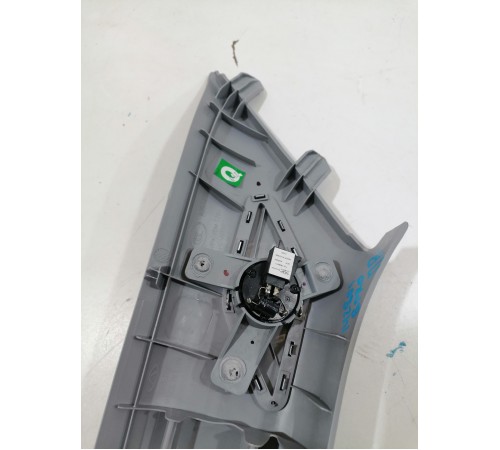 Обшивка стойки лобового стекла правая