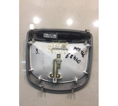 Плафон внутреннего освещения (задний)