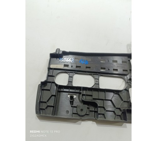 Накладка торпедо нижняя правая