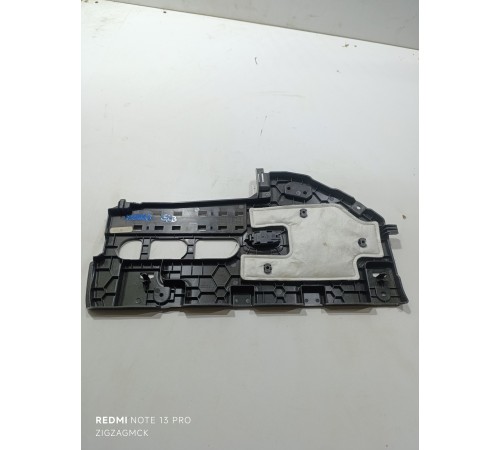 Накладка торпедо нижняя правая