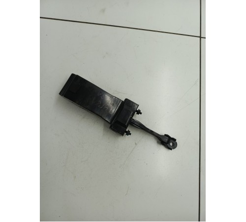 Ограничитель двери передний правый