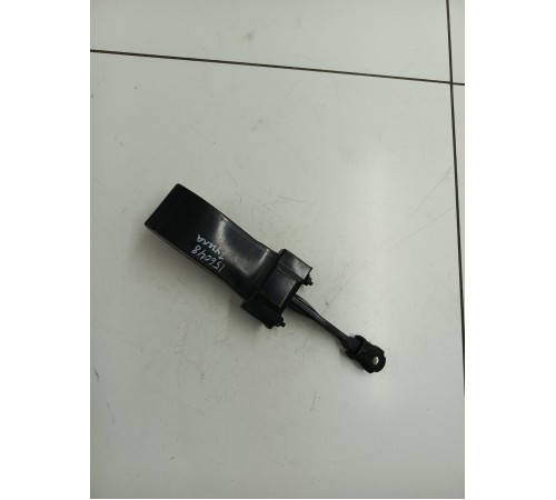 Ограничитель двери передний правый