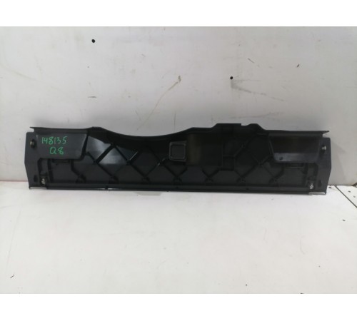 Обшивка багажника