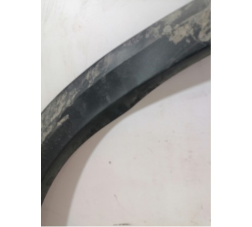 Накладка крыла передняя левая