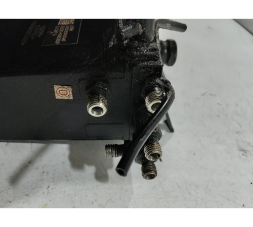 Механизм (насос) поднятия кабины