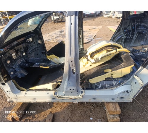 Порог со стойкой левый