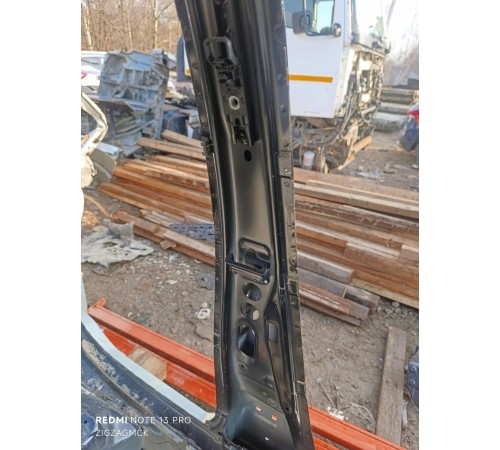 Порог со стойкой левый