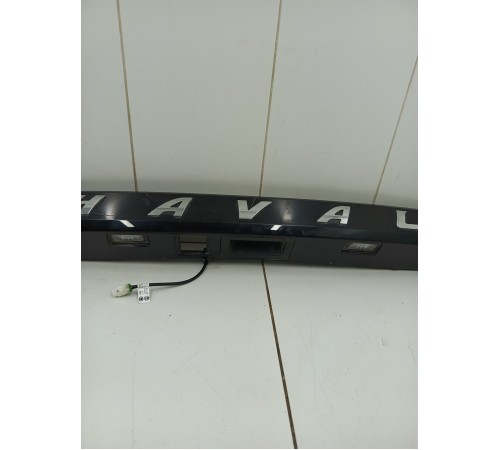 Накладка двери багажника с подсветкой номера