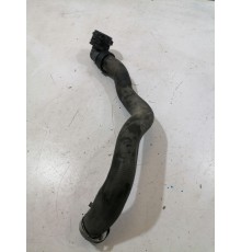 Патрубок системы охлаждения