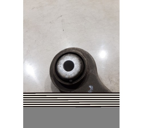 Рычаг подвески(задний правый)