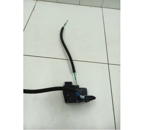 Замок двери передний правый