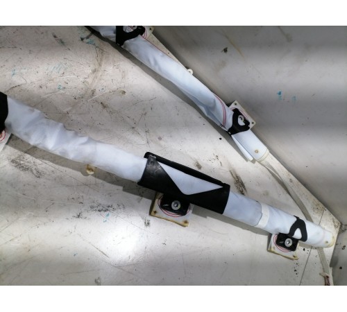 Подушка безопасности (шторка) боковая левая