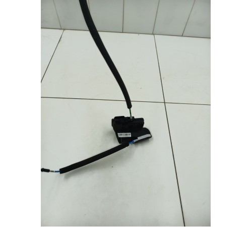 Замок двери передний правый