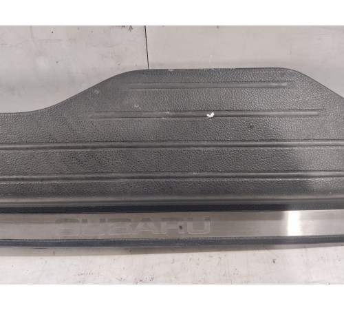 Накладка порога (передняя левая)