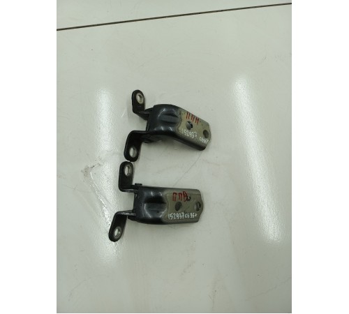 Комплект петель передней правой двери