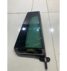 Форточка двери(задняя правая)