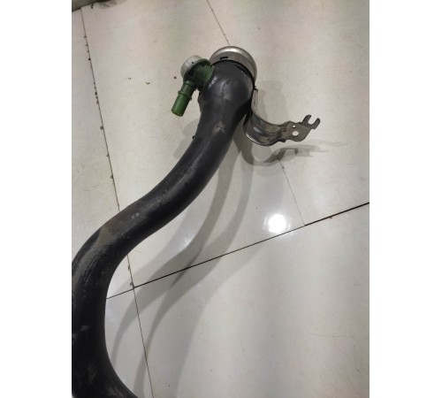 Горловина топливного бака